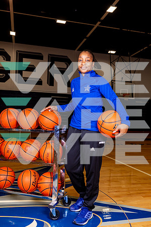 STERLING_GBB_COACH__18-(LILYCOX)