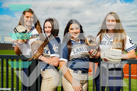 LAKE_CREEK_SFBL_Caelee Clark, Emiley Kennedy, Jenny Robison, Madelyn lopez_179-(BCC)