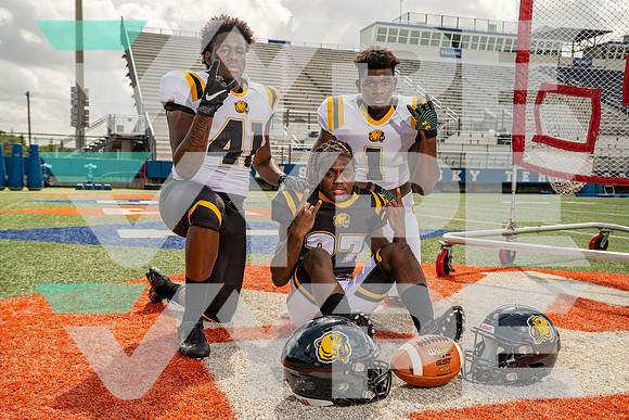 HASTINGS_FB_TEAM__291-(BCC)