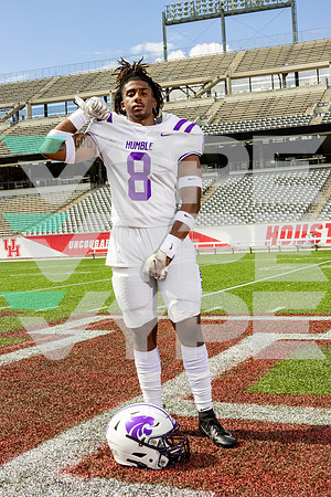 HUMBLE_FB_Damien Madkins_1687-(LIVRAYMOND)