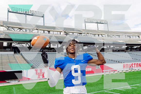 KATY TAYLOR_FB_Hollis Robinson_1721-(HARTOJO)