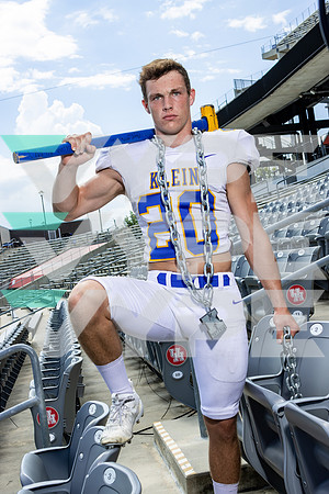 KLEIN_FB_Daniel Moore_1532-(LIVRAYMOND)