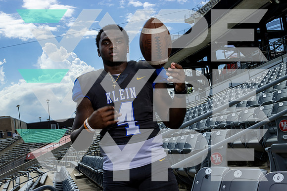 KLEIN_FB_Quentin curtis_1529-(LIVRAYMOND)