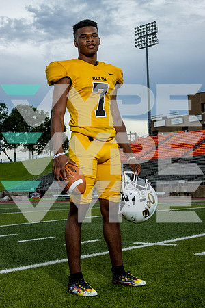 KLEIN_OAK_FB_Hatter Preston_1242-(LIVRAYMOND)
