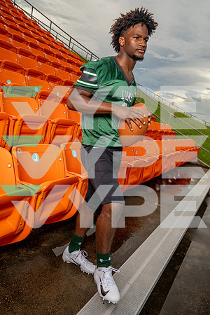 LIVINGSTON_FB_Julian Gardner_1214-(BCC)