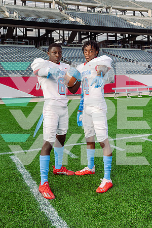 MADISON_FB_Chase DeVaughn, jacorian hail_1812-(HARTOJO)