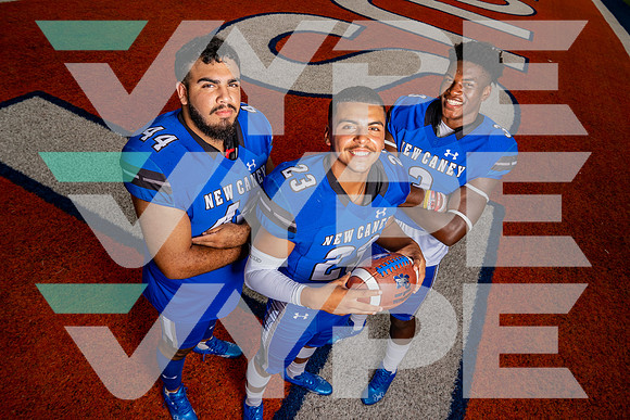 NEW_CANEY_FB_TEAM__901-(BCC)
