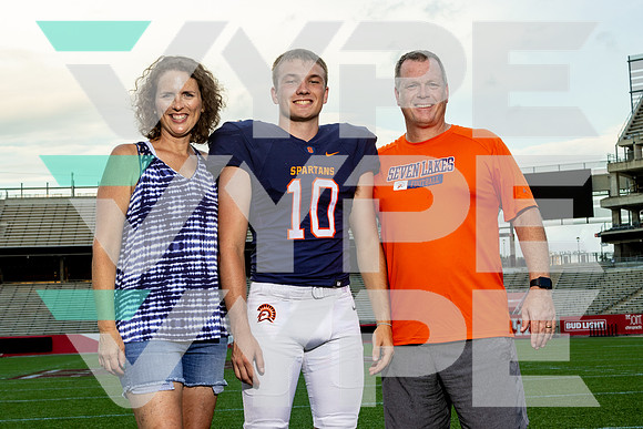 SEVEN_LAKES_FB_scott stanford_2261-(LIVRAYMOND)
