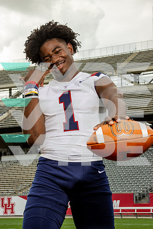 TOMPKINS_FB_Caleb Komolafe_1873-(LIVRAYMOND)