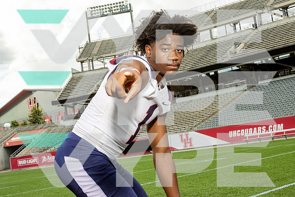 TOMPKINS_FB_Caleb Komolafe_1877-(LIVRAYMOND)