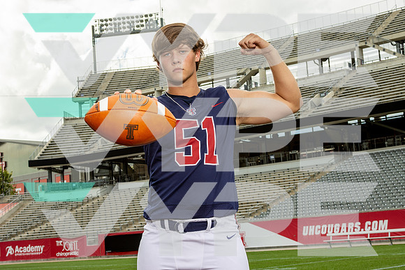TOMPKINS_FB_Dylan Erwin_1876-(LIVRAYMOND)