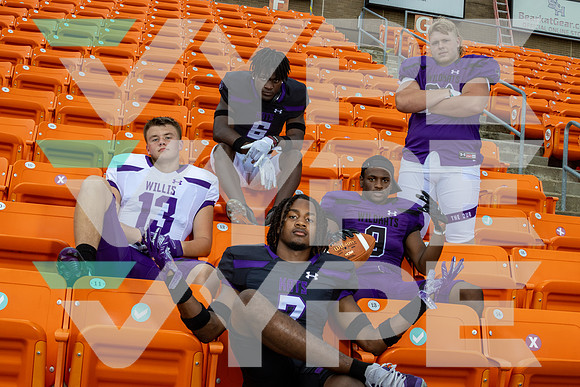 WILLIS_FB_TEAM__822-(LIVRAYMOND)