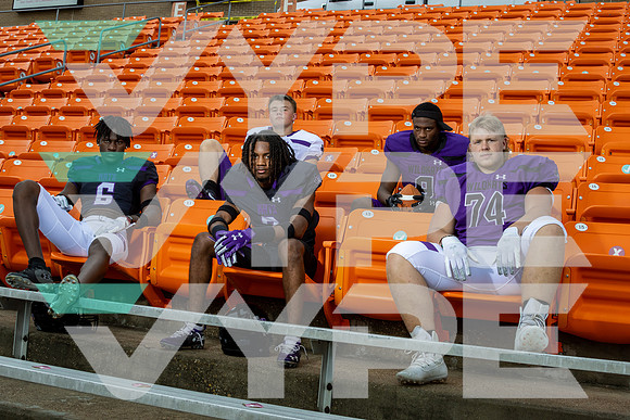WILLIS_FB_TEAM__828-(LIVRAYMOND)