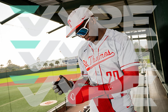 ST_THOMAS_BSBL_Donte Lewis-(BCC)-3
