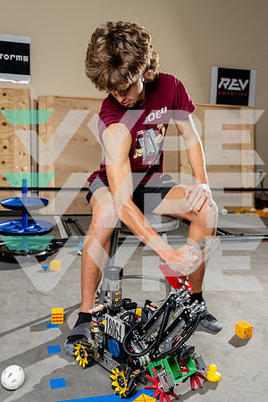 LEGACY_ROBOTICS_Brennan Clark_DSC04791-(BCC)