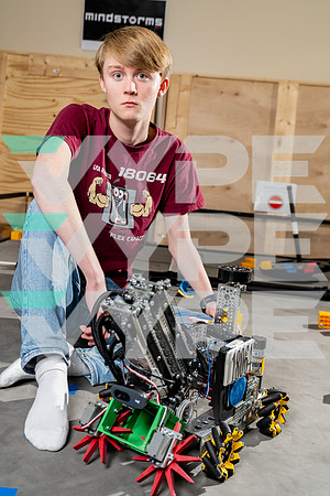 LEGACY_ROBOTICS_Levi Brown_DSC04819-(BCC)