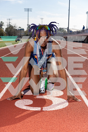 KLEIN HIGH_TNF_India Alix-(HARTOJO)