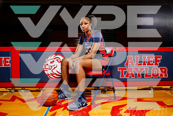 TAYLOR_GBB-(COLLIER)-00083