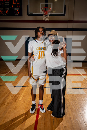 NIMITZ_GBB_04199-(COLLIER)