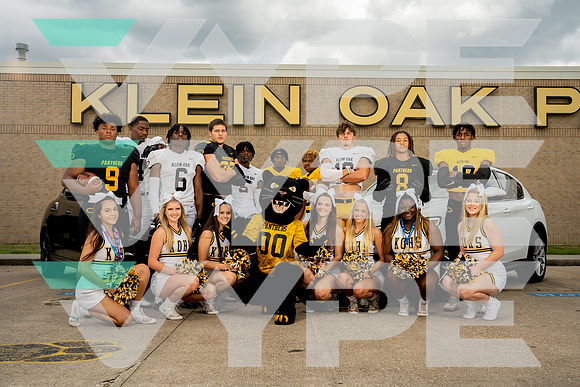 KLEIN_OAK_FB_CHEER_Alexander Marsland, Daymond Anderson, Kaleb Black, Kamryn Durham, Keishaun Wooten, Malachi Oldacre, McKinley Wilson, Ryne Berger, Thomas Payne, Timmy Bakare-(HARTOJO)