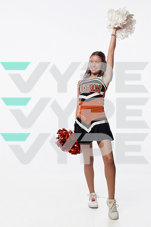 SNY01667_ALVIN_CHEER-(COLLIER)