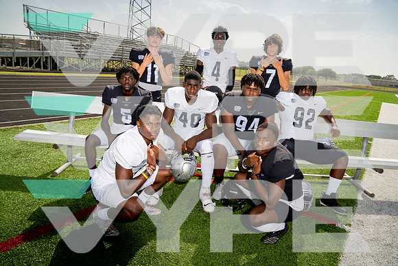 RANDLE_FB_TEAM_Chace Sims, Cortney Brown, Curtis John-Miller Jr., Jaxon Montelongo, Kevin Williams Jr., Leonardo GArza, Perry Kindred III-(BCC)