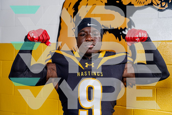 HASTINGS_FB-(COLLIER)-17
