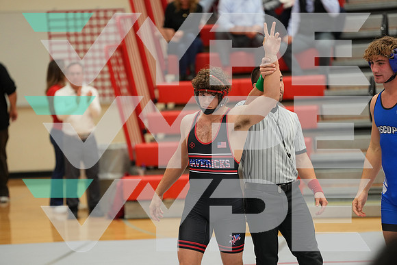 22-SJS_WRESTLING-(HINSON)