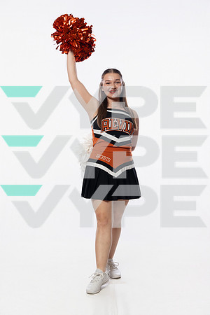 SNY01662_ALVIN_CHEER-(COLLIER)