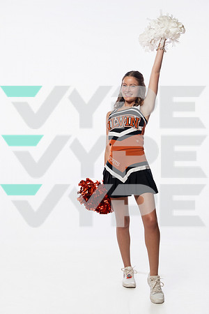 SNY01666_ALVIN_CHEER-(COLLIER)