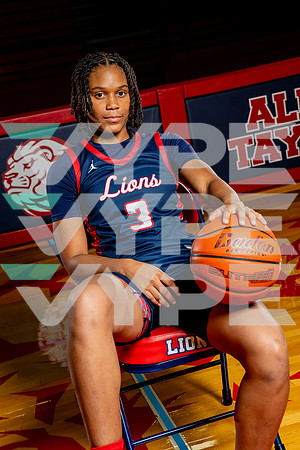 TAYLOR_GBB-(COLLIER)-00114