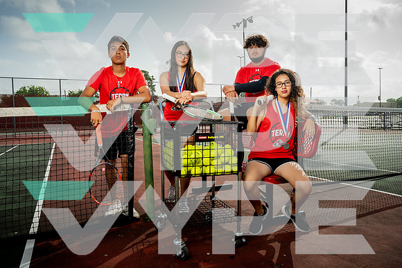 TERRY_TENNIS_TEAM_Aaron Torres, Gabriella Ramirez, Hannah Ortega, Kevin Aceituno-(HARTOJO)-2