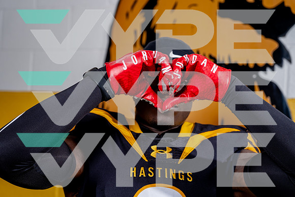 HASTINGS_FB-(COLLIER)-15