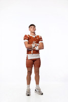 SNY01153_ALVIN_FB-(COLLIER)