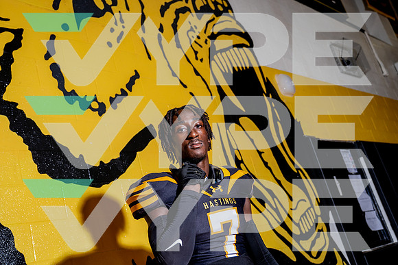 HASTINGS_FB-(COLLIER)-52