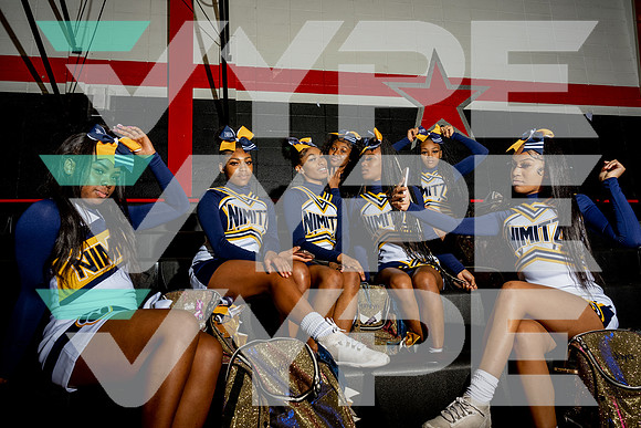NIMITZ_CHEER_00556-(DRISKILL)