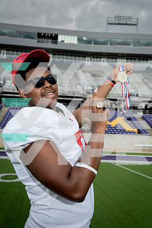 COLUMBUS_FB_DSC00908-(COLLIER)