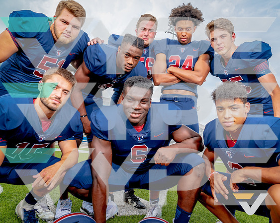 TOMPKINS_FB_TEAM_1-(BCC)_8x10