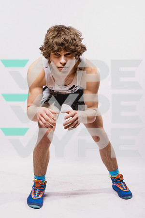 FOSTER_WRESTLE_-(BROWN)-102
