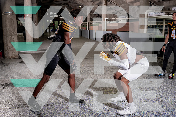 ALIEF HASTINGS_FB-(COLLIER)-10