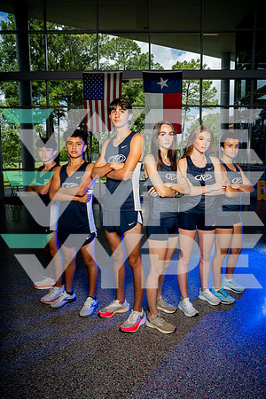 KLEIN_COLLINS_XC_TEAM_Anthony Peguero, Hope Moon, John Watson, Kristen Gibson, Leonardo Santos, Natalie Rall-(HARTOJO)-2
