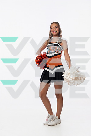 SNY01712_ALVIN_CHEER-(COLLIER)