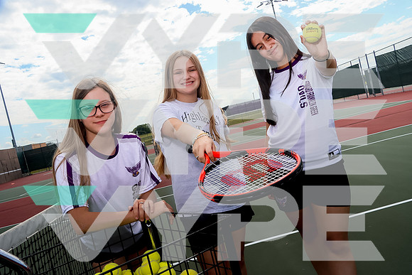 HIGHLANDS_TENNIS_Abby Foster, Olivia Cooper, Rachel Lara_0652-(LORINCOOK)