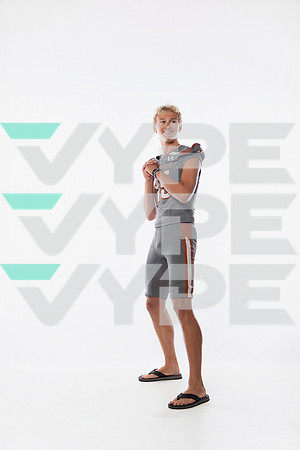 SNY01209_ALVIN_FB-(COLLIER)