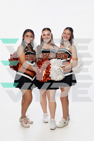 SNY01738_ALVIN_CHEER-(COLLIER)