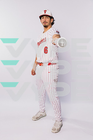 TRAVIS_BSBL_Chris Gonzales-(BROWN)-2121