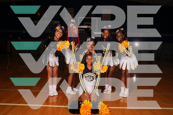 NIMITZ_CHEER-04942-(HINSON)
