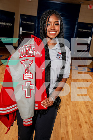 TRAVIS_SPORTS_MED-(COLLIER)-12