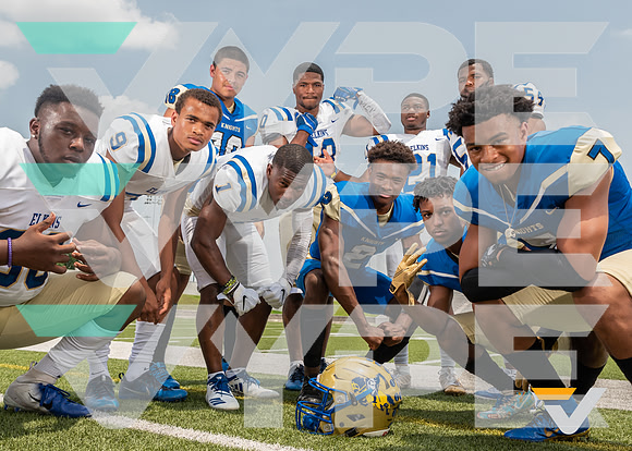 ELKINS_FB_TEAM_172-(JW)