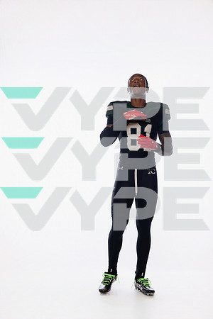 SNY00675-IOWA_COLONY_FOOTBALL-(COLLIER)
